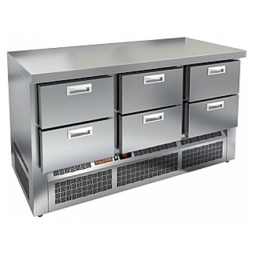 Стол холодильный с 6 ящиками GN1/1, размера 70*148.5*85 см Hicold GNE222/TNO